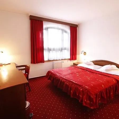 Agh 4* Rožnov pod Radhoštěm