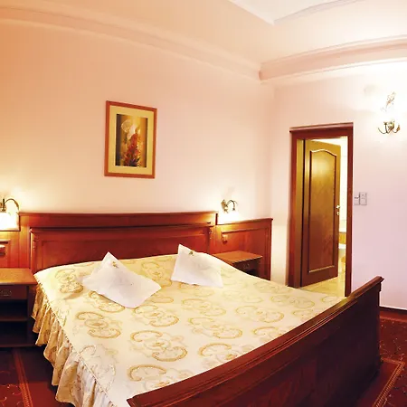 فندق Agh Rožnov pod Radhoštěm