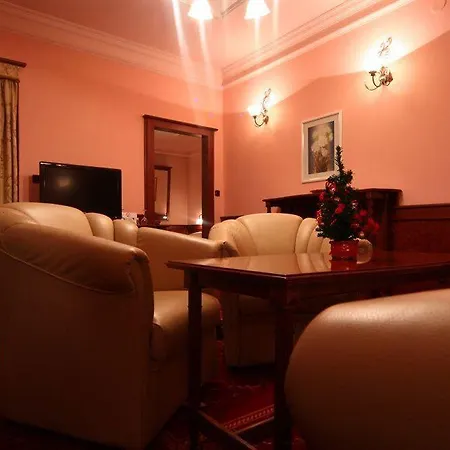 Hotel Agh Roznov pod Radhostem