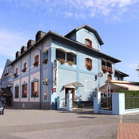 Hotel Agh 4*