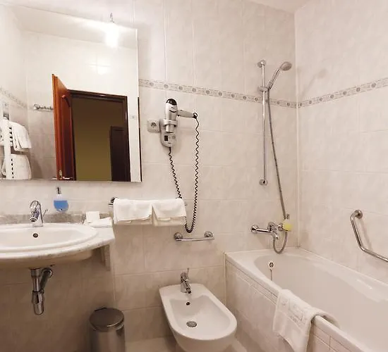Agh Hotell Rožnov pod Radhoštěm