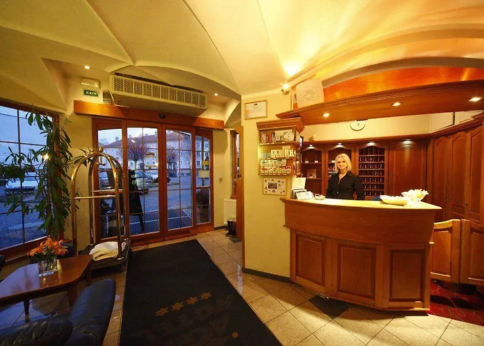 Agh Hotell 4*