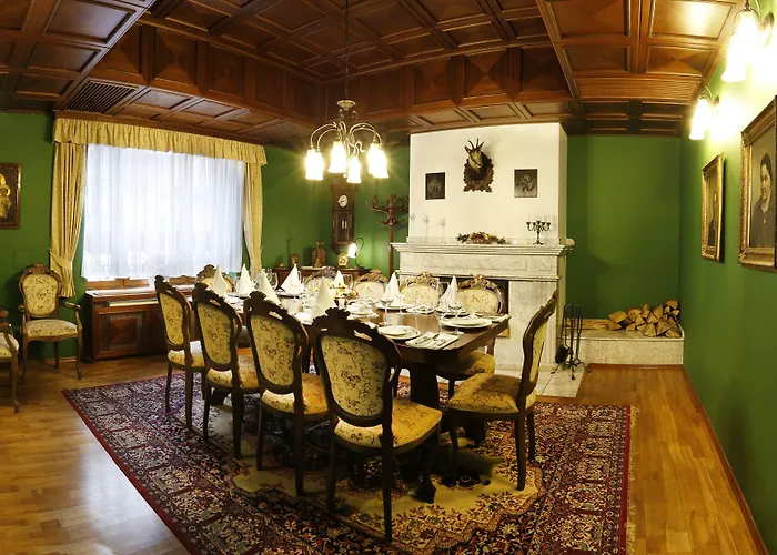 Hotell Agh Rožnov pod Radhoštěm